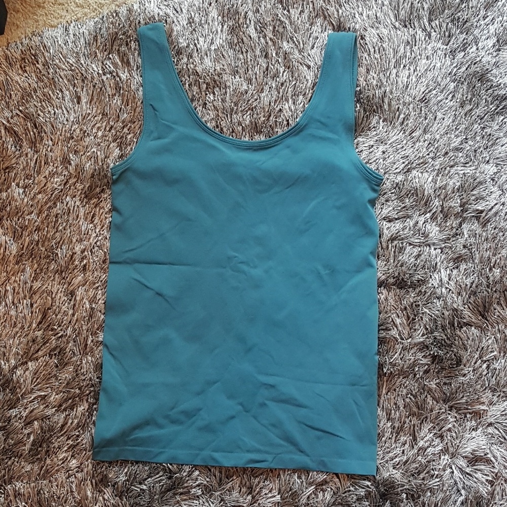 Elie Tahari teal tank top